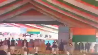 झंझारपुर: समृद्धि यात्रा में मधुबनी के अररिया संग्राम में आयोजित जन संवाद कार्यक्रम में शामिल हुए मुख्यमंत्री