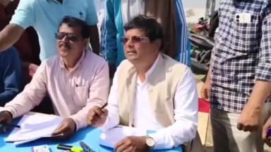 খড়গ্রাম: সাধারণ মানুষের পাশে বিধায়ক, খড়গ্রামে SIR হেয়ারিং ক্যাম্প পরিদর্শন আশীষ মার্জিতের