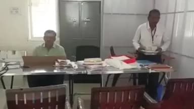 మిర్యాలగూడ: మిర్యాలగూడ పట్టణంలోని 48 వార్డులకు పురపాలక ఎన్నికల సందడి మొదలైంది