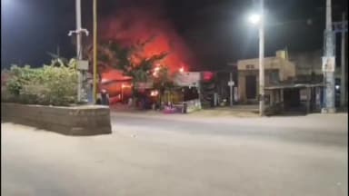 ధర్మపురి: ధర్మపురి పట్టణంలో స్టార్ బిర్యాని సెంటర్ లో అగ్ని ప్రమాదం పూర్తిగా దగ్ధమైన హోటల్, సుమారు 10 లక్షల వరకు ఆస్తి నష్టం