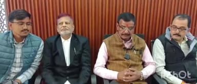 पंडौल: मधुबनी: मेयर अरुण राय ने अपने ऊपर लगे आरोपों को लेकर प्रेस को किया संबोधित