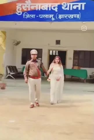 हुसैनाबाद: वर्दी की रील पड़ी भारी, थाने की कुर्सी हिली, हुसैनाबाद थाना प्रभारी सोनू चौधरी लाइन हाजिर, चंदन कुमार को मिली कमान