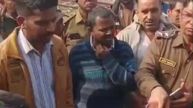 भिनाय: बांदनवाड़ा में ग्रामीणों ने रेलवे अंडर ब्रिज का किया विरोध, भारी पुलिस जाप्ता तैनात, ओवर ब्रिज की मांग