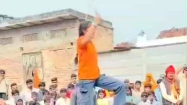 सावर: गुलगांव में हिन्दू समाज द्वारा ऐतिहासिक विराट हिन्दू सम्मेलन सम्पन्न, कलश यात्रा में पुष्प वर्षा की गई