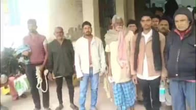 पकड़ी दयाल: पकरी दयाल पुलिस ने हत्या के प्रयास के मामले में वारंटी समेत 5 आरोपियों को किया गिरफ्तार, 5 लीटर देसी शराब बरामद