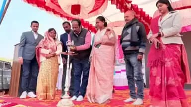 दारू: विधायक प्रदीप प्रसाद ने दारू प्रखंड के सुल्तानी, बड़वार में श्री नारायणन एकेडमी का फीता काटकर किया शुभारंभ