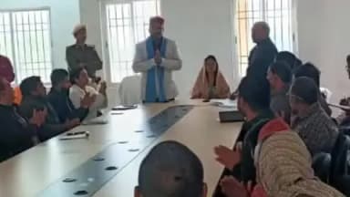 बेलछी: बेलछी प्रखंड सह अंचल कार्यालय में हुई प्रखंड विकास क्रियान्वयन समिति की बैठक, स्थानीय विधायक भी हुए शामिल