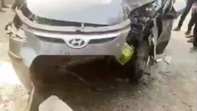 धालभूमगढ़: एनएच-18 पर कार दुर्घटना, चार युवक-युवतियां गंभीर रूप से घायल