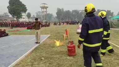 बड़हरिया: जवाहर नवोदय विद्यालय परिसर में भूकंप आपदा से निपटने के लिए मॉक ड्रिल का आयोजन