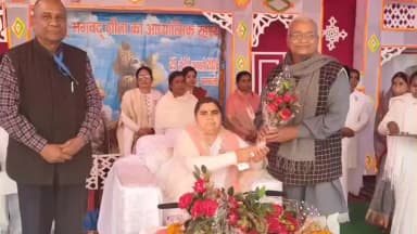 परबत्ता: कुल्हड़िया गांव में श्रीमद्भागवत कथा का आयोजन, कथा सुनने उमड़ी श्रद्धालुओं की भीड़