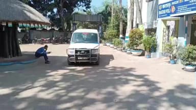 ভাতার: এক সেনা কর্মীকে হেনস্ত করার অভিযোগে ভাতারের বলগোনা থেকে গ্রেপ্তার এক বুধবার তাকে পাঠানো হয় বর্ধমান আদালতে