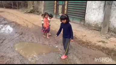 बुदनी: ग्वाड़िया गांव में 20 साल से सड़क नहीं, बच्चों का दर्द बना मुद्दा