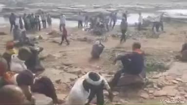 लालगंज: केवलझर बैधा गांव के 2 श्रमिकों की मुंबई के एक फैक्ट्री में लगी आग से हुई मौत, शव घर पहुंचने पर परिजनों में मचा कोहराम