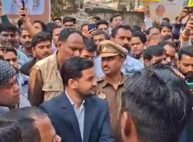 आलापुर: आलापुर में सवर्ण समाज के लोगों ने यूजीसी नियमों के खिलाफ किया विरोध प्रदर्शन, वापस लेने की मांग की