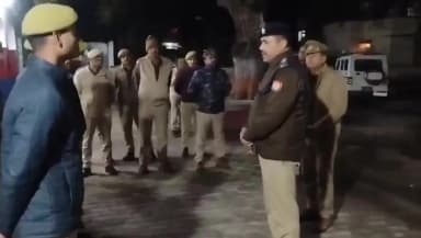ताखा: अपर पुलिस अधीक्षक देहात ने ऊसराहार थाने का निरीक्षण किया, गश्त व्यवस्था, मिशन शक्ति केंद्र और अभिलेखों की जांच की