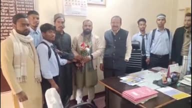 मांडर: मांडर कॉलेज में नवनियुक्त अकाउंटेंट का JMM छात्र मोर्चा ने किया स्वागत