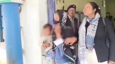 নবগ্রাম: নবগ্রামে ১ বাংলাদেশি তরুণী কে গ্রেফতার করলো নবগ্রাম থানার পুলিশ