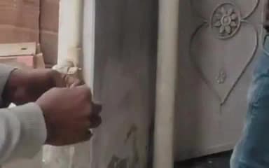 ताखा: ऊसराहार बाजार में स्मार्ट मीटर लगाने का अभियान शुरू, एसडीओ ने उपभोक्ताओं को इसके लाभ बताए