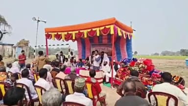 সাগরদিঘি: সাগরদিঘী ব্লকে অল বেঙ্গল ইমাম মুয়াজ্জিন অ্যাসোসিয়েশন ও চ্যারিটেবল ট্রাস্টের উদ্যোগে শীতবস্ত্র বিতরণ