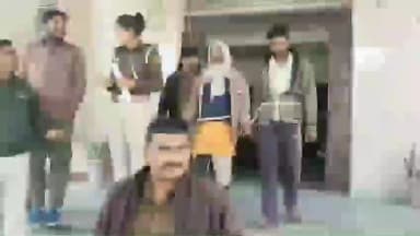 गायघाट: मैठी गांव से पुलिस ने पिता और दो पुत्रों को किया गिरफ्तार, भेजा जेल