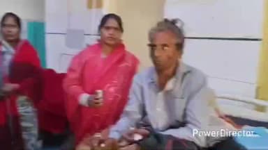 राजापुर: कर्वी के खोवा मंडी के पास अज्ञात चार पहिया वाहन की टक्कर से व्यक्ति घायल, जिला अस्पताल में भर्ती कराया गया