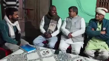 मोरवा: बनबीरा पंचायत के समाजसेवी डोमन राय का आकस्मिक निधन, विधायक रणविजय साहू ने लिया जायजा