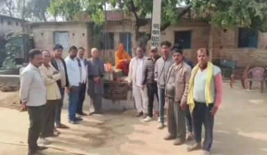 हैदरनगर: मोकहर कलां की मुखिया ने हेमजा में 15वें वित्त से 250 फीट लंबी पक्की सड़क निर्माण कार्य का किया शिलान्यास