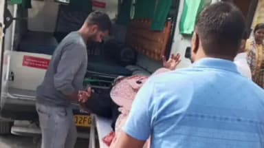 बल्दीराय: बहुरावां गांव के पास आमने-सामने भिड़ीं दो बाइकें, दो युवक गंभीर हालत में रेफर