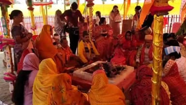 बिहारीगंज: धूमधाम से किया गया रामलला की प्रतिमा का प्राण प्रतिष्ठा