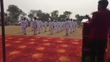 मनातू: कस्तूरबा विद्यालय की छात्राओं ने दिखाया साहस, कुश्ती और कराटे के प्रदर्शन से दर्शक हुए रोमांचित