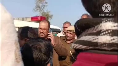 बगहा: बगहा में दो संदिग्ध युवकों को पकड़कर लोगों ने पुलिस के हवाले किया