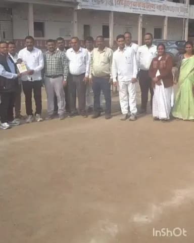 हिंगणघाट: भुसावळ- वर्धा पॅसेंजर बल्लारशाहपर्यंत वाढवा
वर्धा भुसावळ पॅसेंजर ही गाडी बल्लारशाहपर्यंत वाढविण्यात यावी