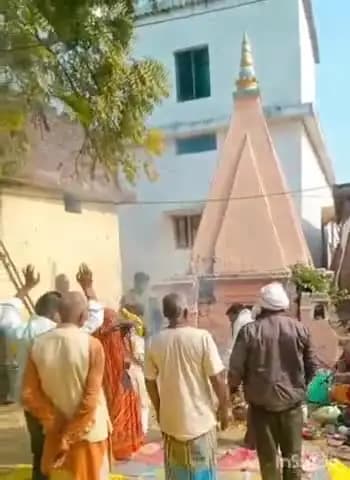 मेहदावल: मठिया उर्फ अतरौलिया गांव में शिव मंदिर स्थापना के लिए पूजा हुई, प्रधान ने रखा आधार शिला