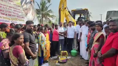 அஞ்செட்டி: தளி சட்டமன்ற தொகுதி
மாடக்கல் ஊராட்சியில் ரூ.1.72 கோடி மதிப்பீல் மக்கள் வளர்ச்சி திட்டப்பணிகளை அடிக்கல் நாட்டி துவக்கிய எம்எல்ஏ