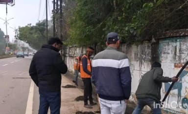 तानसेन: ग्वालियर में माइक्रो डस्ट क्लीनिंग के लिए मेगा ड्राइव: अल्कापुरी से विश्वविद्यालय चौराहे तक सड़क सफाई अभियान