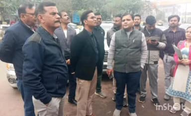 मुरार: बारादरी हॉल की मरम्मत के बाद होगा आवंटन, निगमायुक्त ने विकास कार्यों का किया निरीक्षण