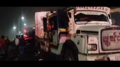 કરજણ: કરજણ નેશનલ હાઈવે 48 પર ભયંકર અકસ્માત, ટ્રકમાં બસ ઘુસી જતાં 2ના મોત, 10 ઈજાગ્રસ્ત