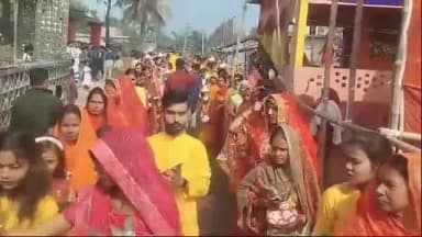 कुमारखंड: बेलासदी चौक स्थित बाबा विश्वकर्मा मंदिर में प्रतिमा स्थापित, प्राण प्रतिष्ठा के लिए कलश शोभा यात्रा निकाली गई