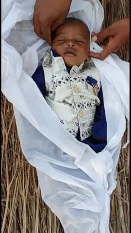 यह हादसा गनाहरी डॉक्टर तुलसीराम इस बच्चे को दवा दी और दवाई पिलाने के बाद इस बच्चे की मौत हो गई बच्चा लाली ईट खैरा कंकू