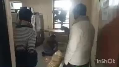 धौरहरा: कफारा चौराहे के पास सड़क पार कर रही बुजुर्ग महिला को बाइक सवार ने मारी टक्कर, इलाज के दौरान हुई मौत