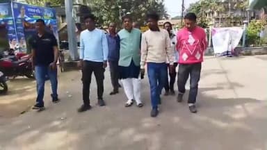 মঙ্গলকোট: নির্বাচন কমিশনের নোটিশে হয়রানির অভিযোগ, মঙ্গলকোটে সরেজমিনে তা খতিয়ে দেখতে বিধায়কের শুনানি কেন্দ্র পরিদর্শন