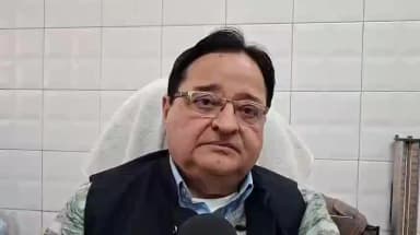 मुरादाबाद: शंकराचार्य के मामले में सपा के पूर्व सांसद डॉक्टर एसटी हसन ने दिया बयान