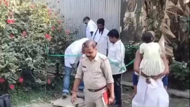 পূর্বস্থলী ১: জালুইডাঙ্গায় সোনার লোভে বৃদ্ধাকে খুন! এলাকায় ফরেন্সিক টিম