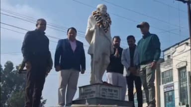 ब्यावर: शहीद दिवस पर चांग गेट में गरिमामय कार्यक्रम का आयोजन
उन्हें श्रद्धांजलि अर्पित की गई। कार्यक्रम ने उपस्थित नागरिकों में