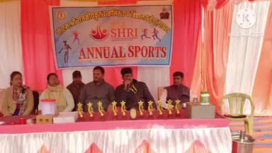 घाघरा: पीएम श्री स्कूल इचा में वार्षिक खेलकूद प्रतियोगिता का आयोजन हुआ