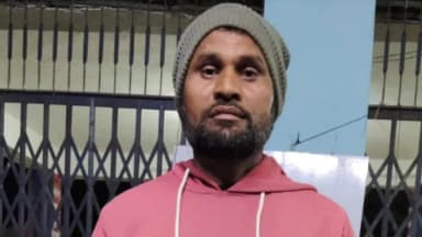 आदापुर: आदापुर थाना क्षेत्र से पुलिस ने गुप्त सूचना पर आंध्रा पंचायत से रेसुल आजम को जिंदा गोली और खोखा के साथ गिरफ्तार किया