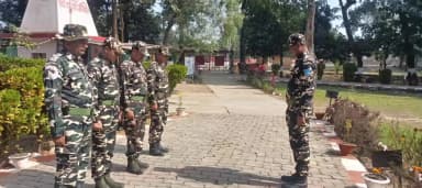 सिकटी: सिकटी प्रखंड क्षेत्र सहित एसएसबी में गांधी जी की पुण्यतिथि पर श्रद्धांजलि अर्पित की गई