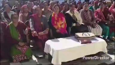 हरिपुरधार: संगड़ाह में 57 महिला मंडलों को कुर्सियों का वितरण, 400 से अधिक महिलाएं रहीं उपस्थित