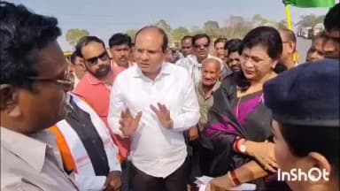 गुरूर: पुरूर में किसानों की समस्या को लेकर MLA संगीता सिन्हा सहित कांग्रेसियों ने किया धरना प्रदर्शन, 1 घंटे तक NH-30 रहा बाधित