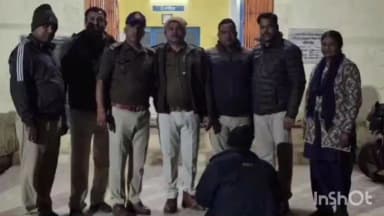 पटेरा: हिंडोरिया: हलगंज गांव में अवैध शराब बेचते आरोपी पकड़ा गया, मामला दर्ज